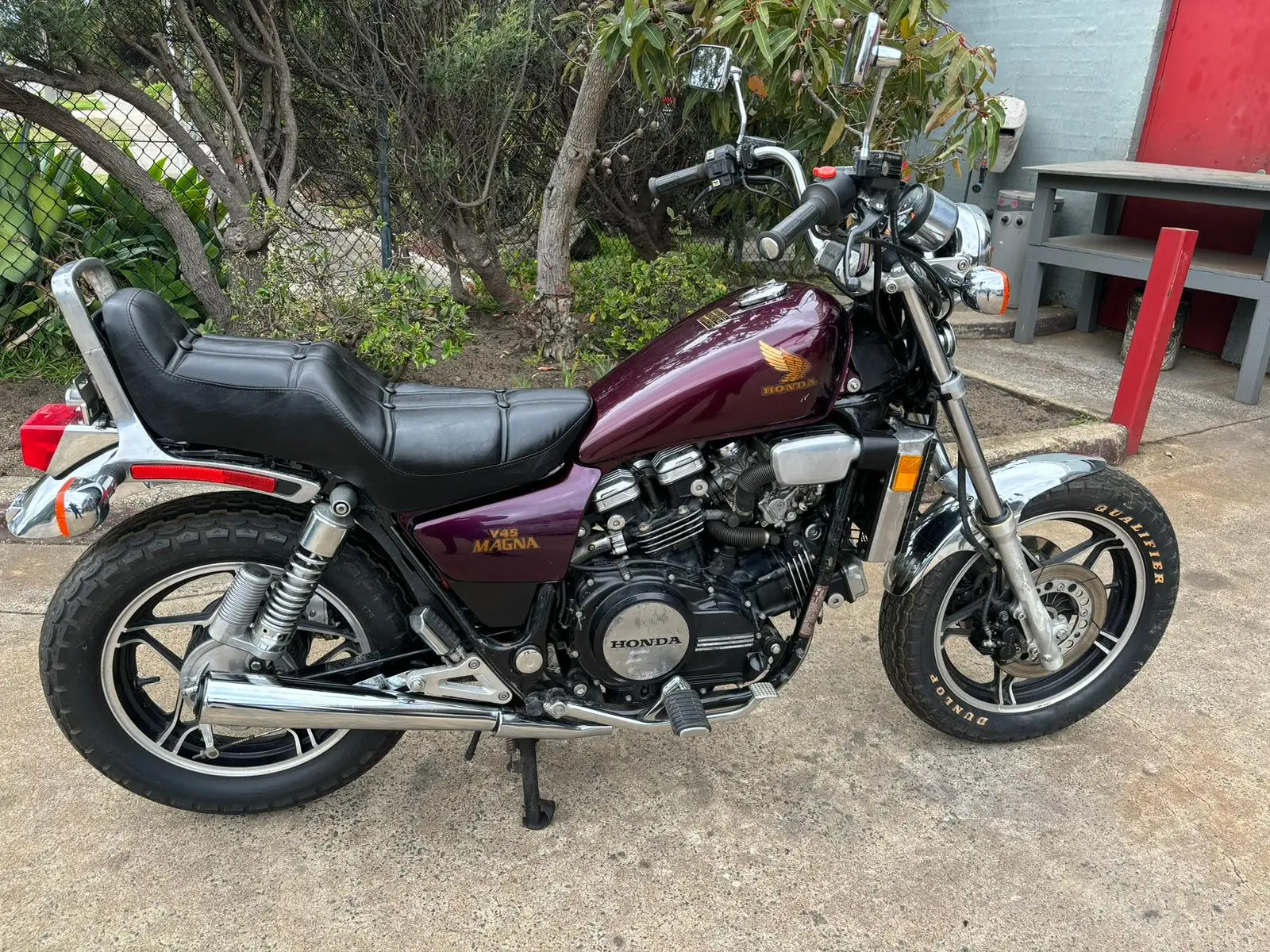 HONDA V45 750 MAGNA